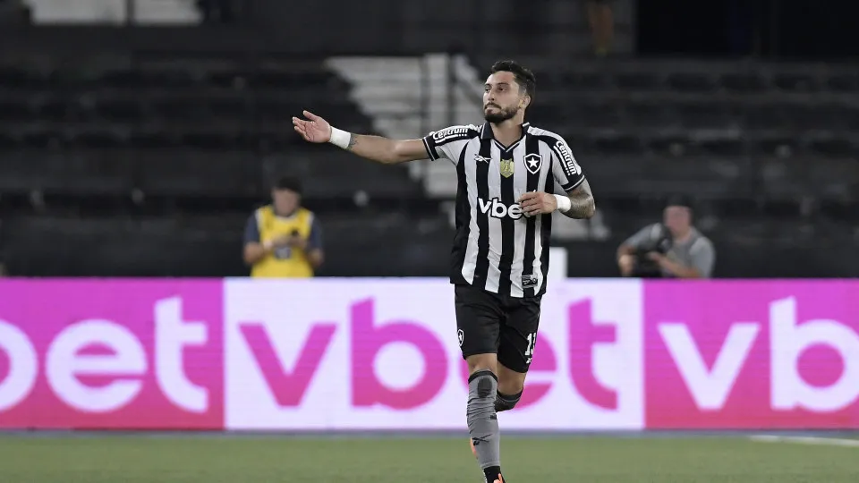 Vitória e Botafogo ficam no zero em empate ruim para os dois no Brasileiro